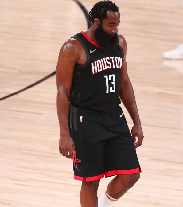 包含火箭队主教练因战绩不佳面临下课传闻的词条